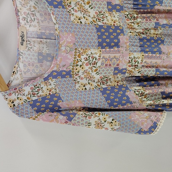Haptics By Holly Harper Babydoll Top Size 1X Blue Pink Flowy Pullover Blouse - Picture 2 of 6